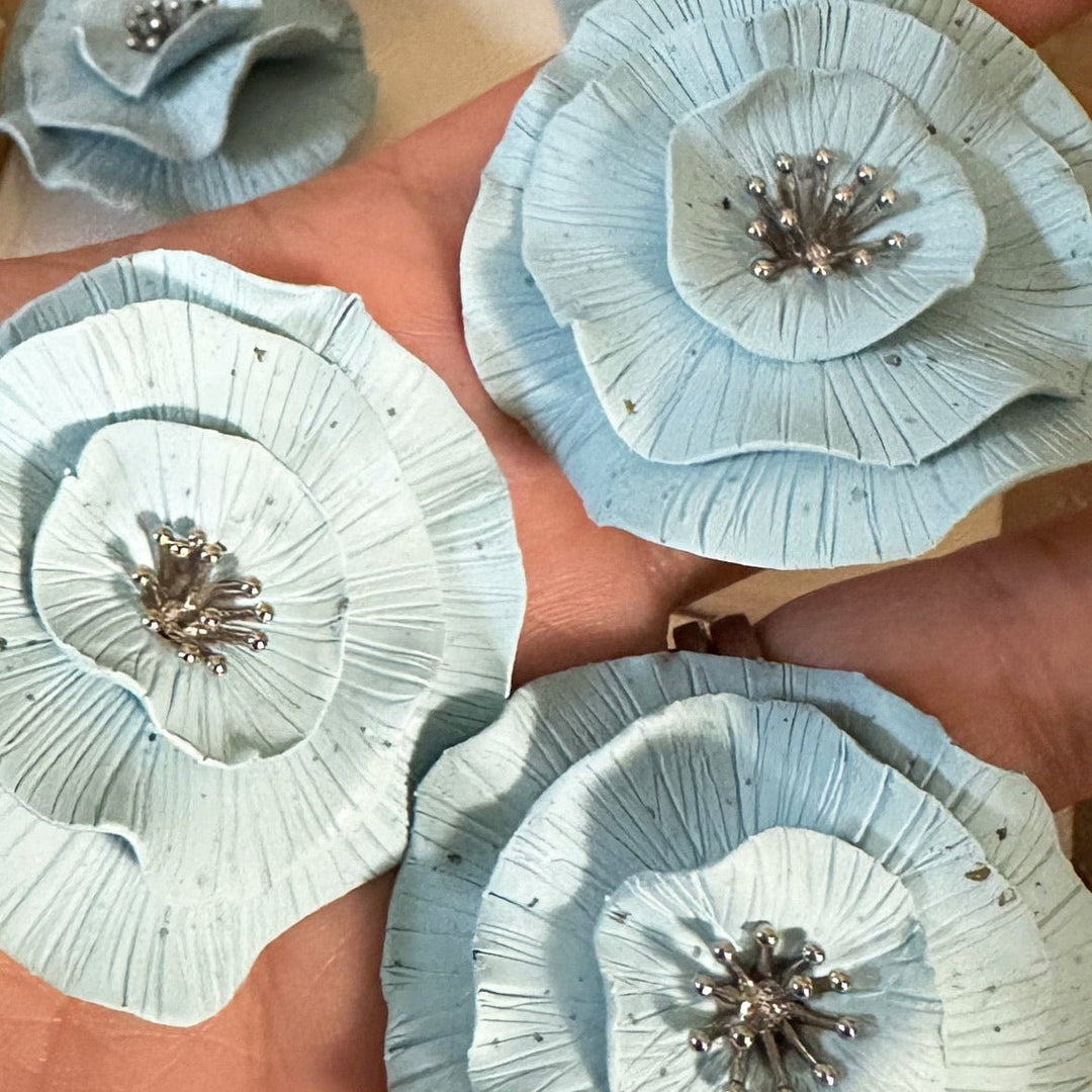 Hearts & Crafts 2026 - Galentine's Flower Earrings Workshop